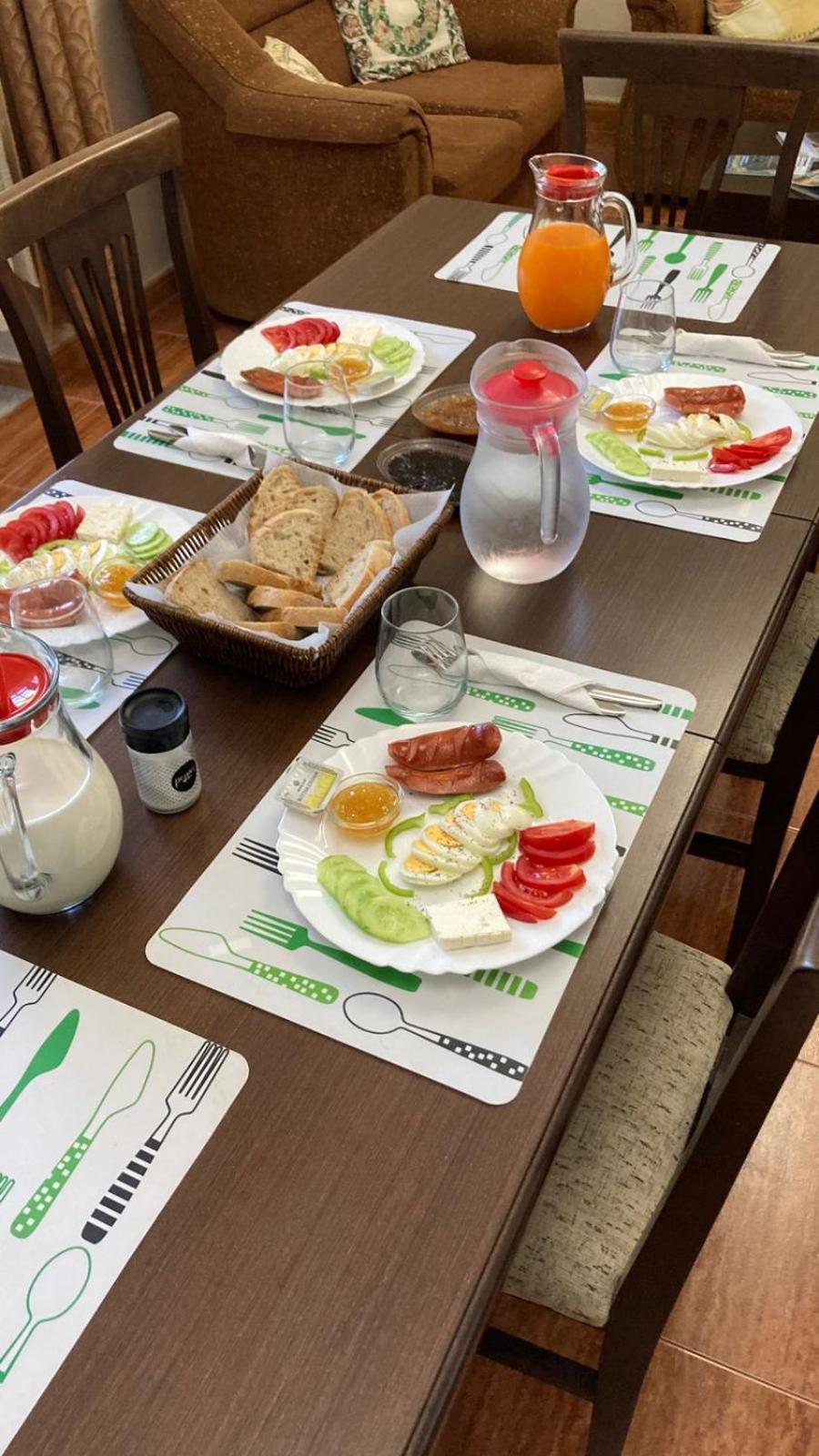 Blissful Hostel Shkodër Екстериор снимка